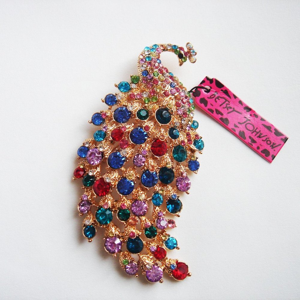 NWT LARGE PEACOCK MULTICOLOR BETSEY JOHNSON BROOCH